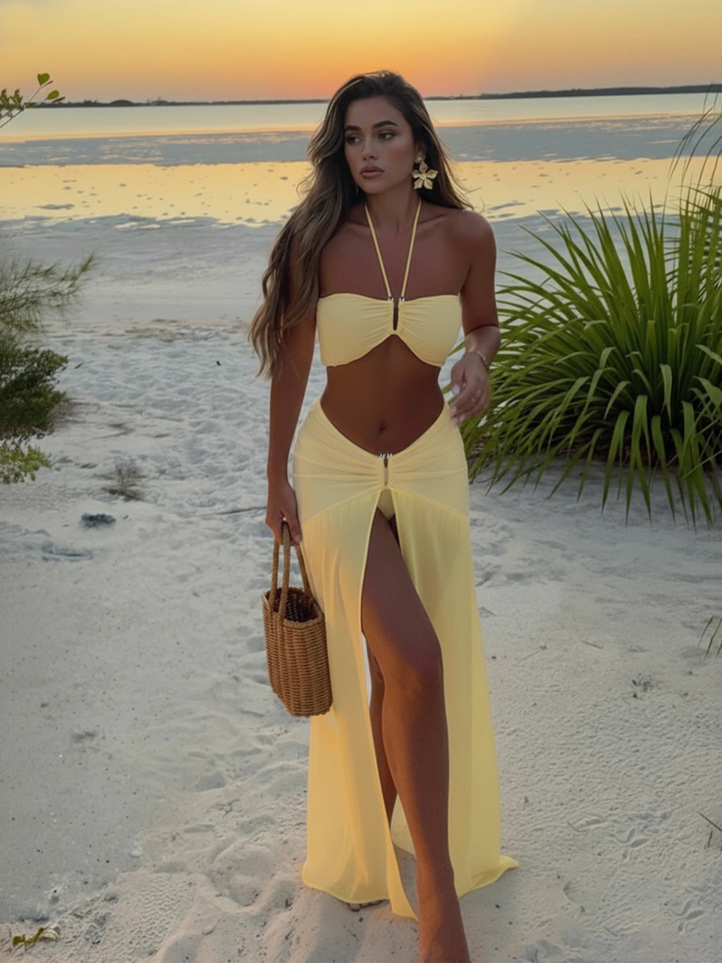 Halter Neck 3 Piece Bikini Set