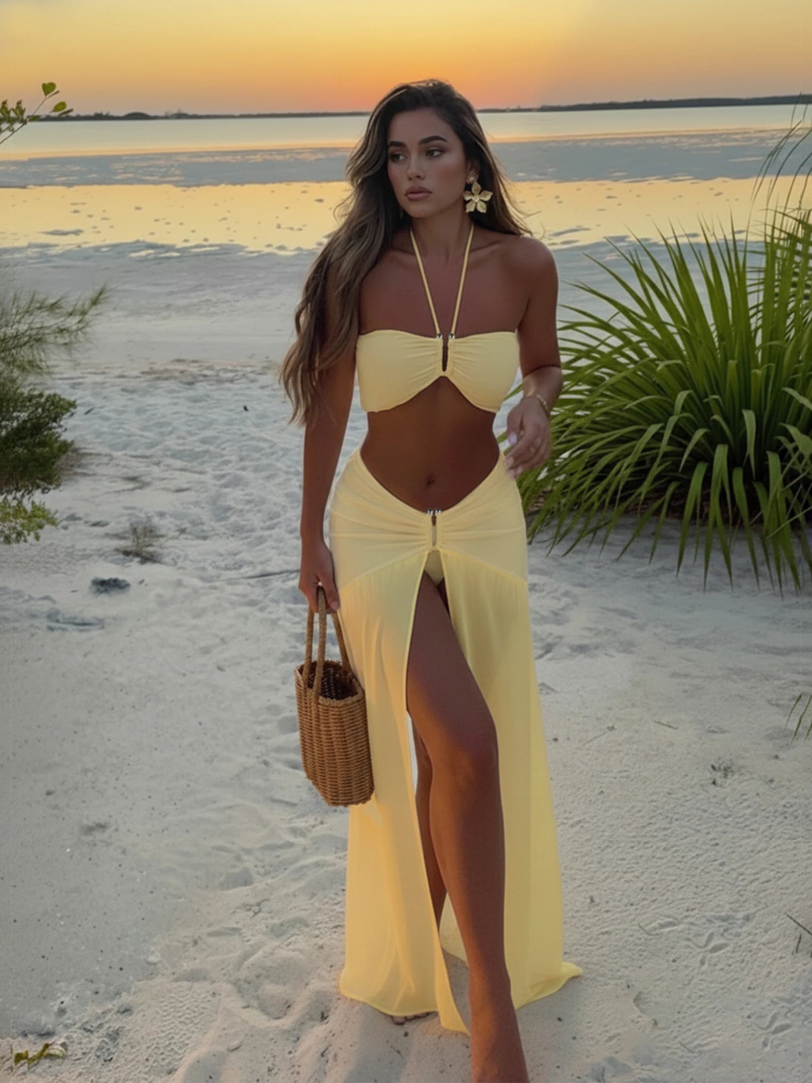 Halter Neck 3 Piece Bikini Set